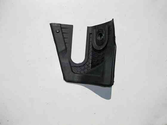 Mercedes-Benz  A2116261030 Пластикова заглушка в перегородці щита мотора праворуч E-Class W211 CLS C219 Одеса