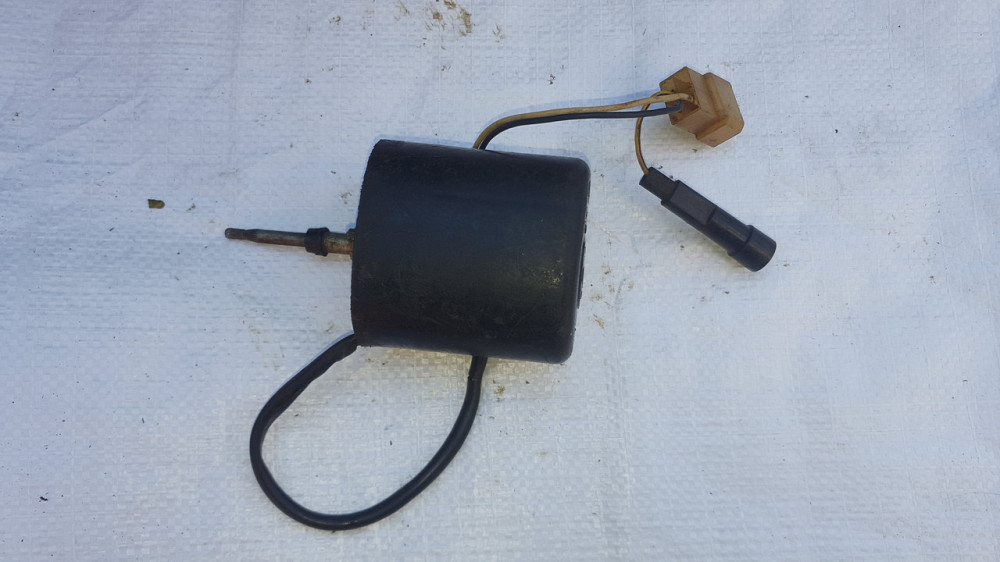 Мотор-редуктор очисника фар правий ВАЗ-2121. 22.3730. Харків - фото 1