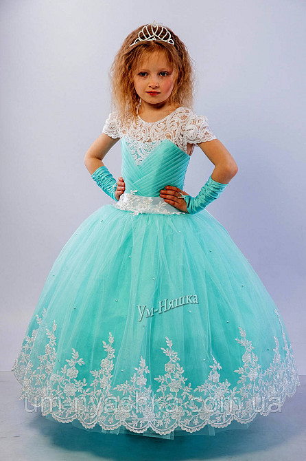 Длинное нарядное платье Кружево-крылышки на 6-8 лет Кривой Рог - изображение 1
