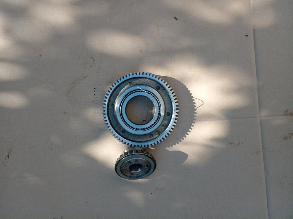 Шестерня промежуточная с подшипником ЯАЗ. 204А-1006002 Харьков - изображение 1