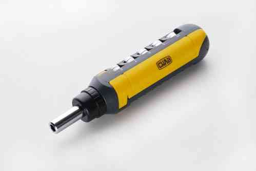 Отвертка реверсивная СИЛА 9 бит, 5 насадок CrV Ровно