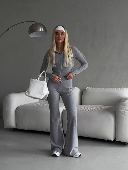 Стильный женский костюм из эластичного трикотажа двунитка. Меланж, 46/48 Одесса - изображение 4