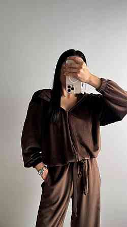 Жіночий стильний костюм-трійка: кофта топ і штани велюр плюш Шоколад, 44/46 Одеса