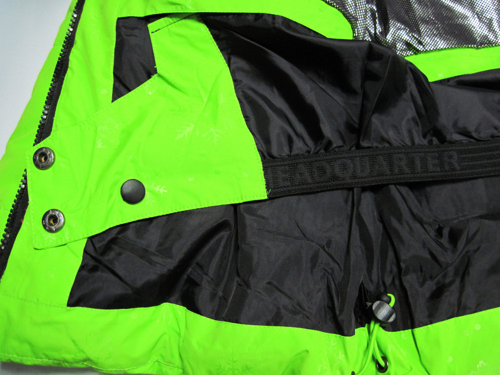 Зимняя женская  куртка 