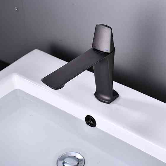 Смеситель для умывальника, однорычажный кран для раковины горизонтальный монтаж WanFan Черный, Латунь Каменец-Подольский