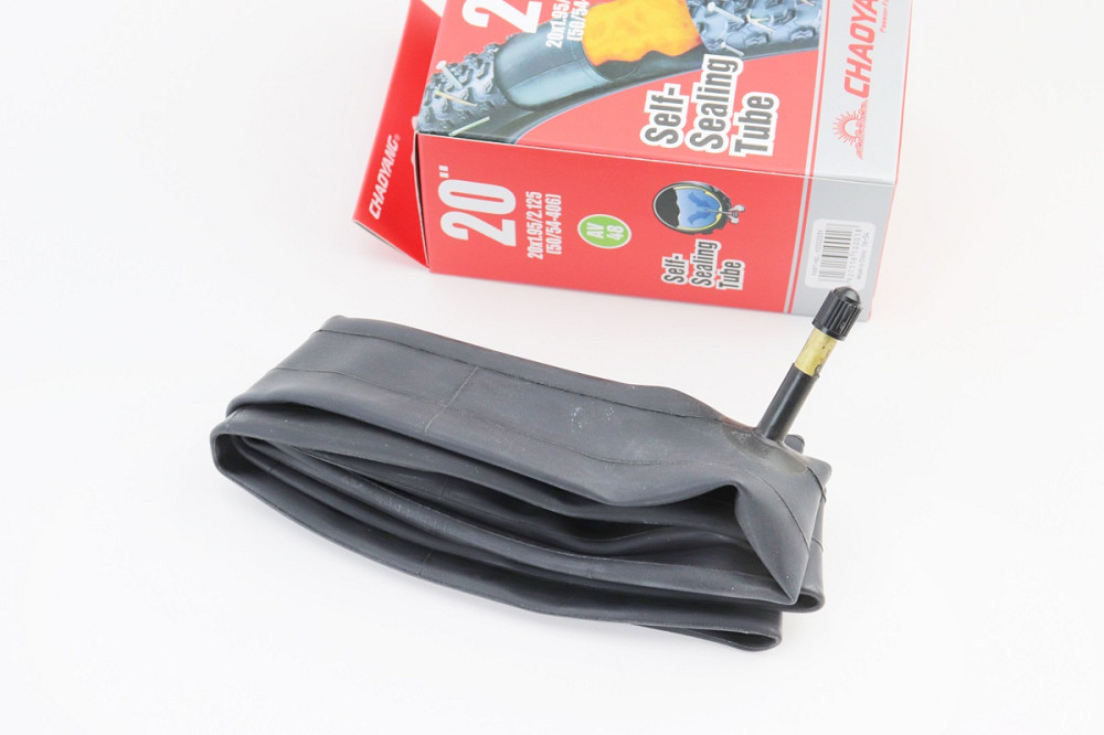 Камера 20"х1,95/2,125 з герметиком (ніпель Schrader AV-48) Київ - фото 1