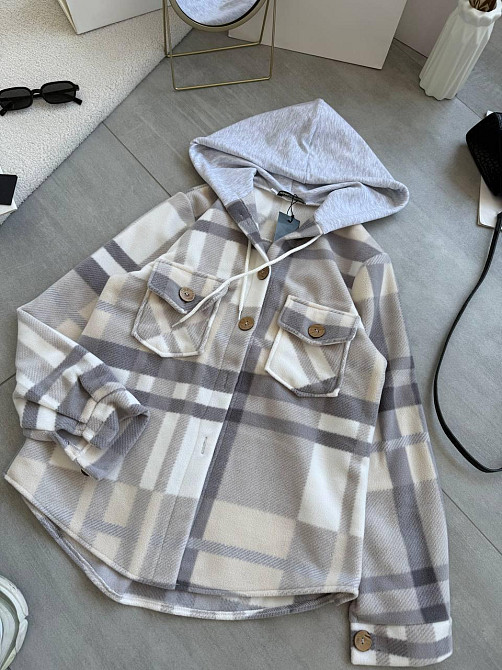 Женская теплая оверсайз рубашка с капюшоном турецкий двусторонний флис Полар Беж, 48/52 Одесса - изображение 1