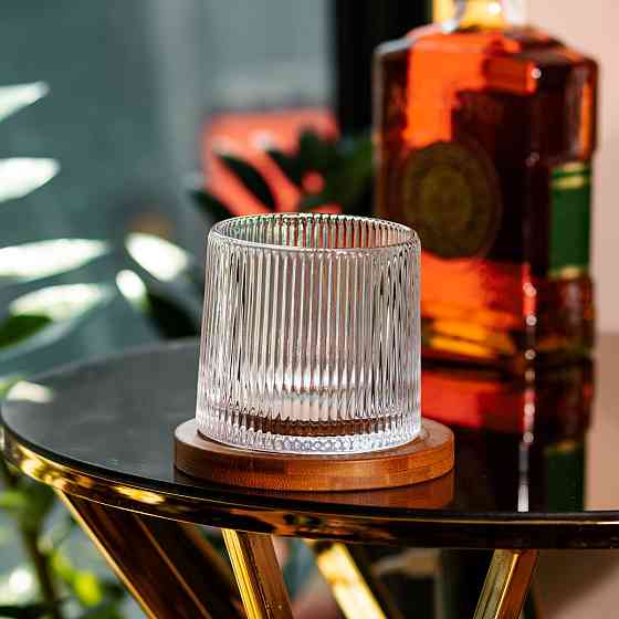 Обертова склянка для віскі 300 мл з бамбуковою підставкою HP1600 Коломия