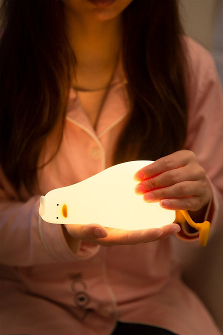 Силіконовий нічник "Лежача качка" з підставкою для телефону Коломия - фото 5