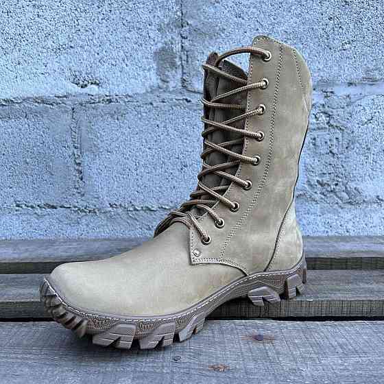 Чоловічі військові шкіряні демісезонні берці  бежеві, міцні тактичні берці прошити та проклеєні Львів