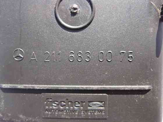 Mercedes-Benz  A2116830075 Вставка - лоток речового відділення підлокітника E-Class W211 CLS C219 Одеса