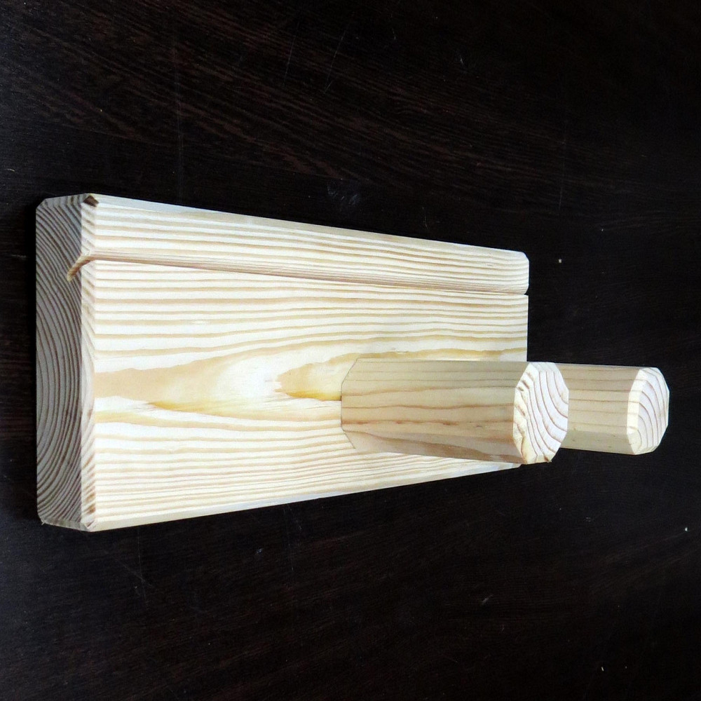 Настенный держатель гитары 