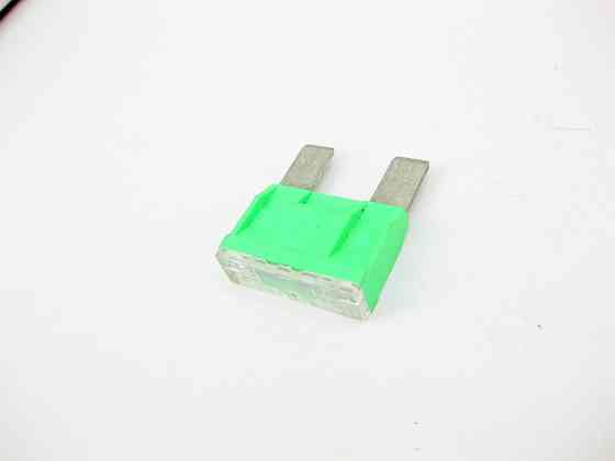 Mercedes-Benz  N000000004213 Запобіжник Maxi 30A світло зелений CL C215 S-class short W220 S-class long V220 CL C216 V-class W638 Sprinter W901 Sprint Одеса