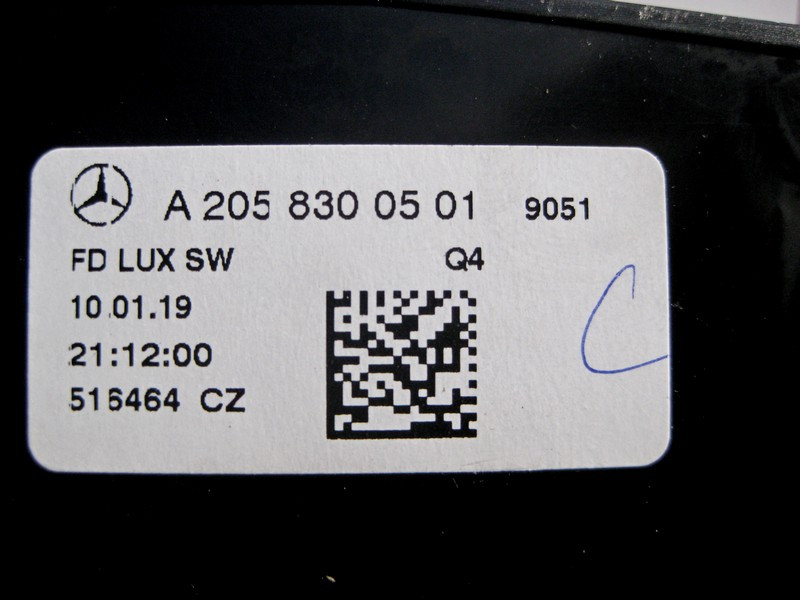 Mercedes-Benz  A2058300501 9051 Задній дефлектор центральної консолі чорний E-Class W213 C-Class W205 Одеса - фото 3