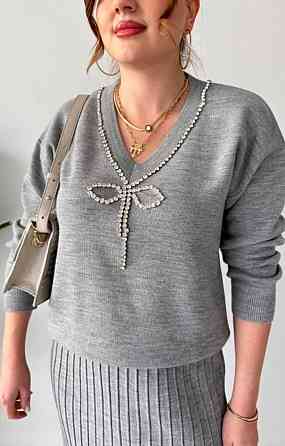 Женский теплый элегантный костюм: свитер и плиссированная юбка машинная вязка Серый Одесса