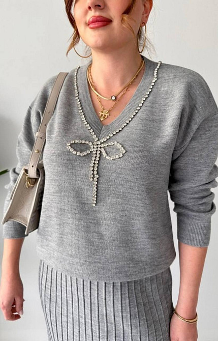 Жіночий теплий елегантний костюм: светр і плісирована спідниця машинне в'язання Сірий Одеса - фото 4