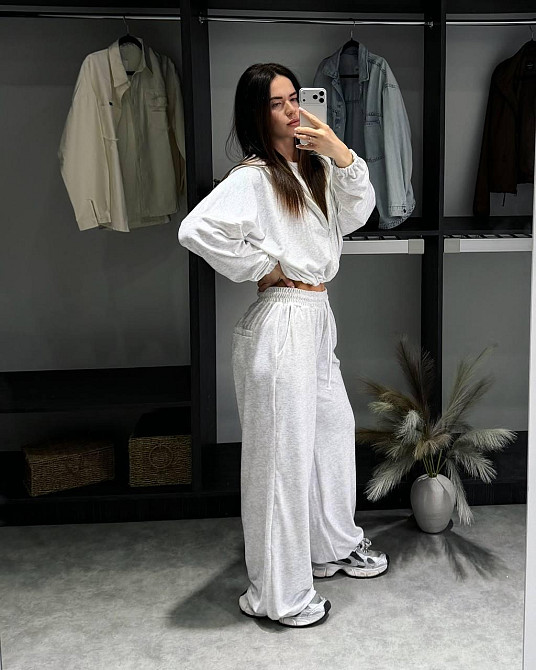 Жіночий стильний повсякденний велюровий костюм Меланж Одеса - фото 2