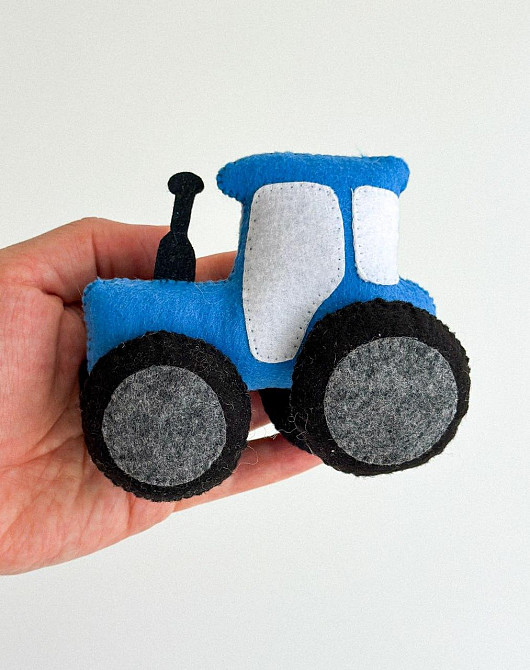 М’яка фетрова іграшка качка ручної роботи – безпечна розвиваюча іграшка Київ - фото 1