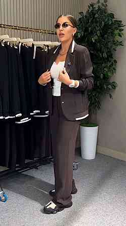 Женский стильный брючный костюм двойка: пиджак и штаны батал итальянский трикотаж Шоколадный, 52/54 Одесса