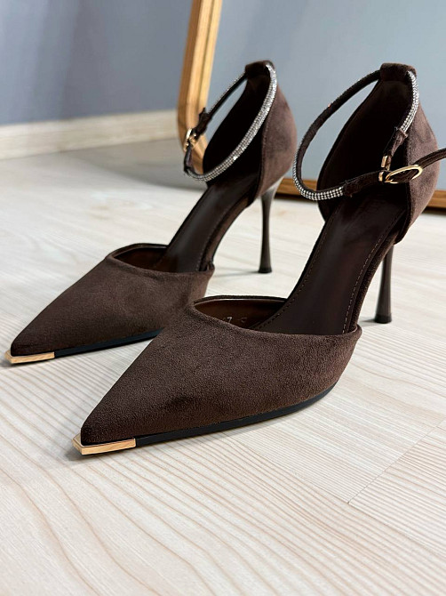 Туфли женские Meideli 50-48 D’Orsay на шпильке с ремешком замшевые со стразами коричневые, 35, 22,8 см Киев - изображение 2