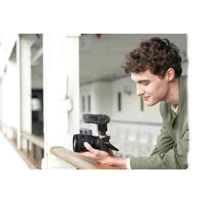 Объектив Sony 20-70mm f/4.0 G for NEX FF (SEL2070G.SYX) Винница