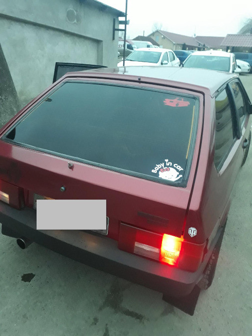 Наклейка на авто Девочка Киев - изображение 4