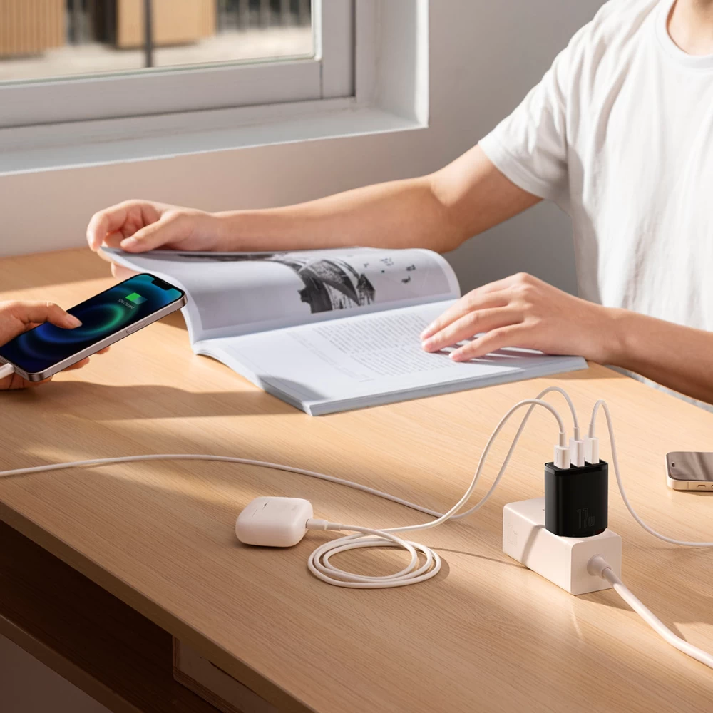 Мережевий зарядний пристрій Baseus Compact Charger 3U 17W EU, колір чорний CCXJ020101 Одеса - фото 7