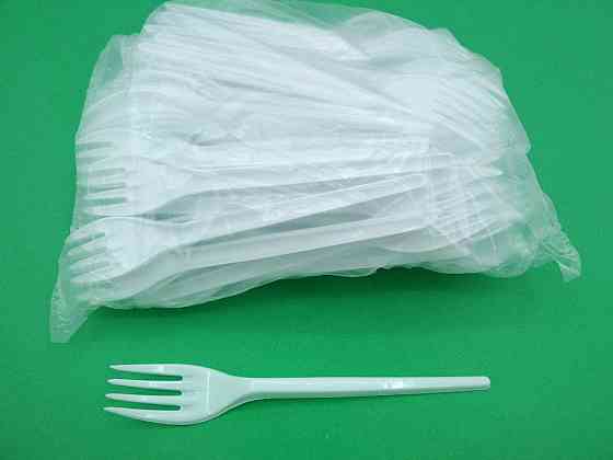 Одноразова вилка Супер Юніта біла, міцна пластикова, 100 шт в упаковці – для кафе, пікніка Харків