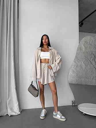 Женский летний прогулочный оверсайз костюм двойка: рубашка и шорты лен Беж Одесса