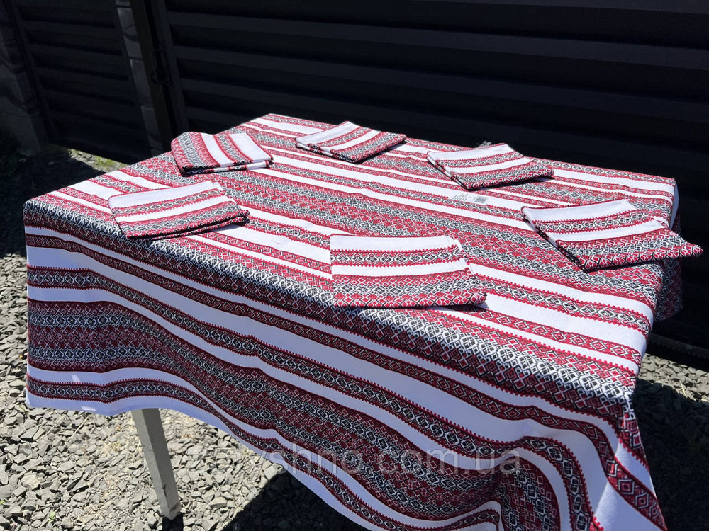 Вишита червона скатертина з чорним Київ - фото 5