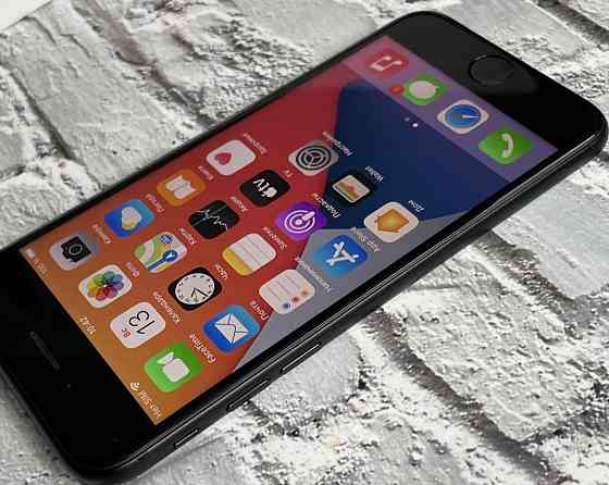 Айфон iPhone SE 2020 64GB Black Neverlock. Київ