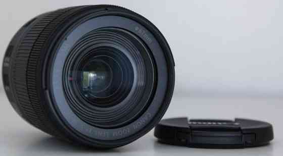 Объектив: Canon 18-135mm. f/3.5-5.6. IS STM Киев