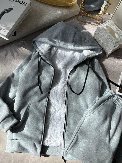 Женский теплый повседневный костюм двойка: худые+штаны, трехнить на флисе + мех Серый, 46/48 Одесса - изображение 4