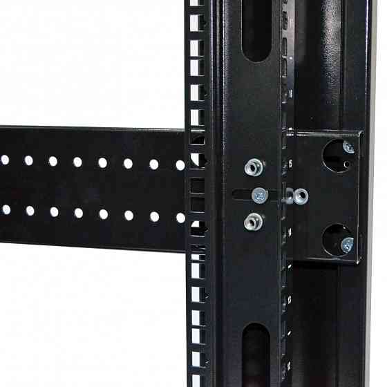 Шафа серверна CMS 18U 610 х 675 UA-MGSE1866MB для мережевого обладнання Київ