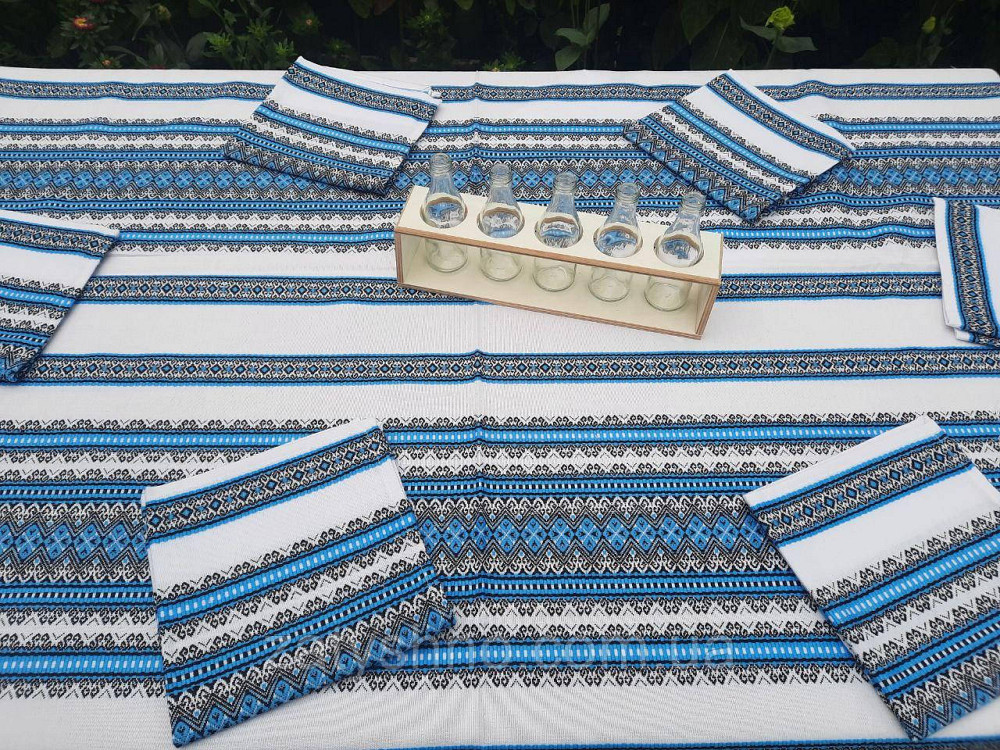 Голубая  скатерть с салфетками   машинная вышивка 230*140 Киев - изображение 8