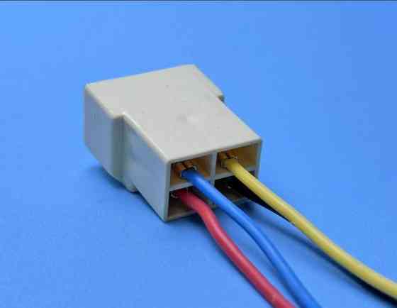 Разъем  ПАПА (внешний)  4 контакта, клемма 6,3мм (пр-во Украина) Харьков