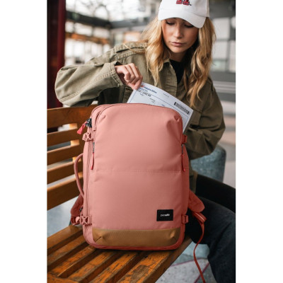 Рюкзак туристичний Pacsafe GO Carry-on Backpack 34L рожевий (35155340) Вінниця - фото 3