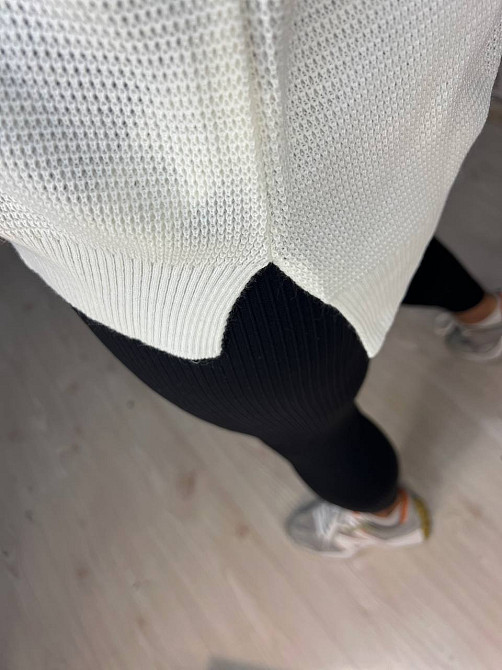 Свитер женский MIX RAY 6183 тонкий вафельный разрез по бокам оверсайз свободный крой, белый, one size Киев - изображение 2