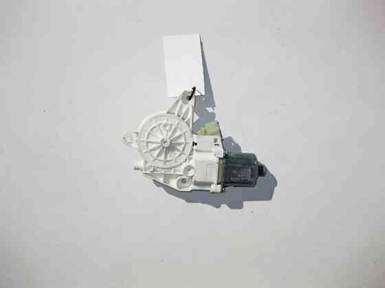 Mercedes-Benz  A2048200142 Моторчик переднього лівого склопідйомника E-Class W212 GLK X204 SLS C197 C-Class W204 Одеса