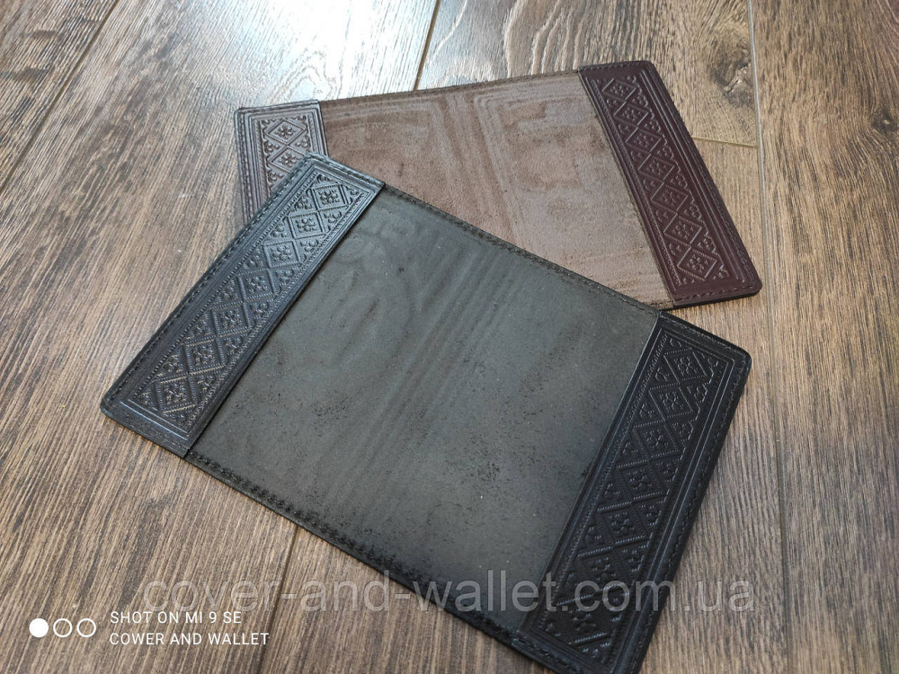 Вінтажна шкіряна обкладинка на паспорт з гербом України коричневого кольору ST Київ - фото 4