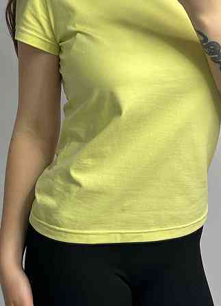 Базовая футболка женская удлиненная Лимонный M Харьков