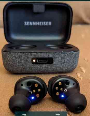 Навушники Sennheiser Momentum True Wireless 3 silver Київ
