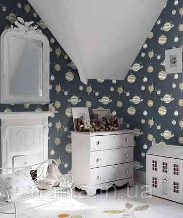 Детские флизелиновые обои Caselio Our Planet космос планеты звезды надписи на черном фоне Киев