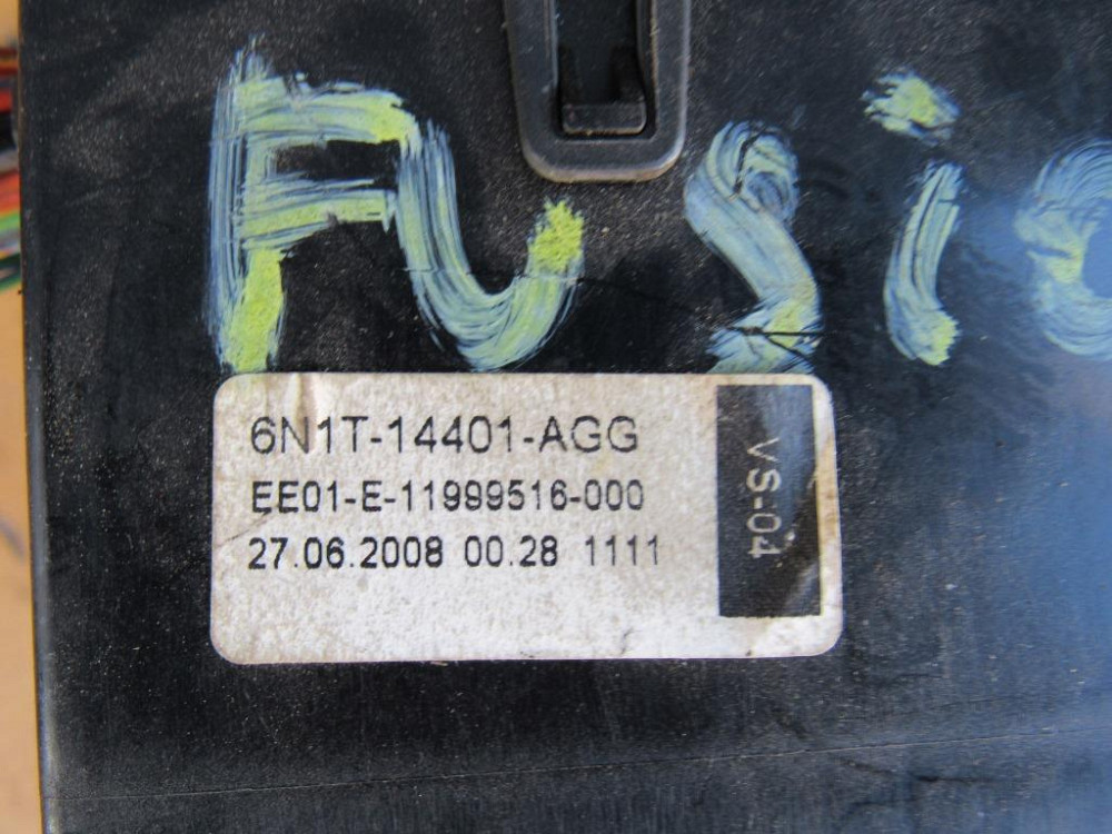 Блок запобіжників Ford Fusion 2006-2012 (6N1T-14401-AGG) Ковель - фото 1