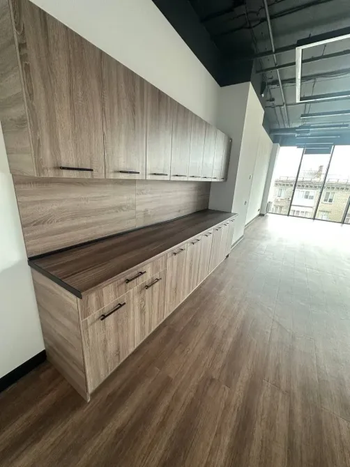 Невеликі офіси в БЦ Офіс А+ класу в центрі міста. З ремонтом (без меблів) Свіжа будівля, своя система опалення, чіллір фанкойл, дубльовані ліфти, сист Дніпро - фото 7