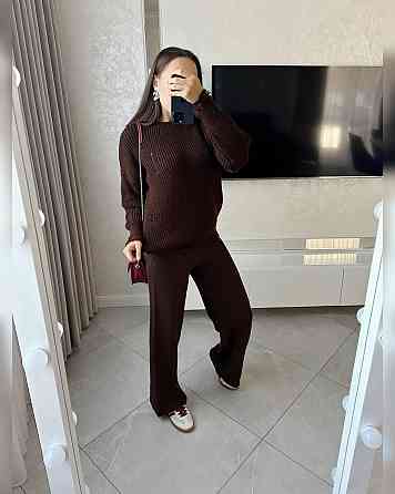 Женский уютный оверсайз свитер с рваным эффектом машинная вязка Шоколад Одесса