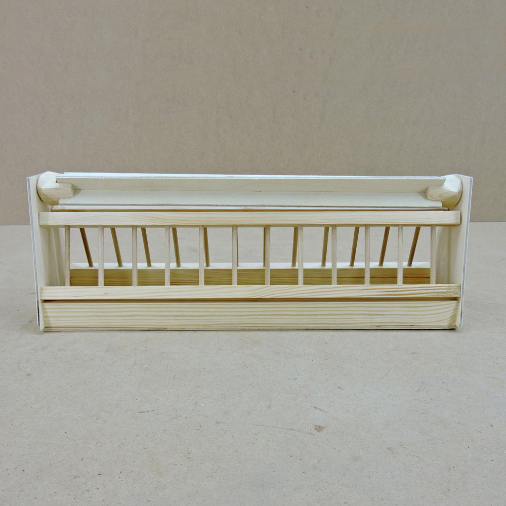 Деревянная кормушка для голубей 