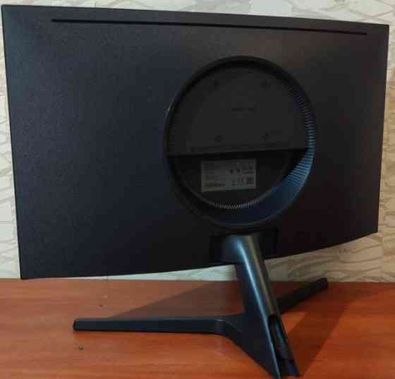 Монітор вигнутий: 144 Гц. Samsung C24RG50F. Київ