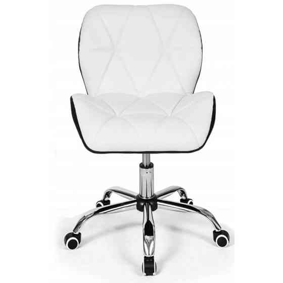 Крісло офісне комп'ютерне B-531 на коліщатках робоче для комп'ютера офісу дому Чорно-білий Київ