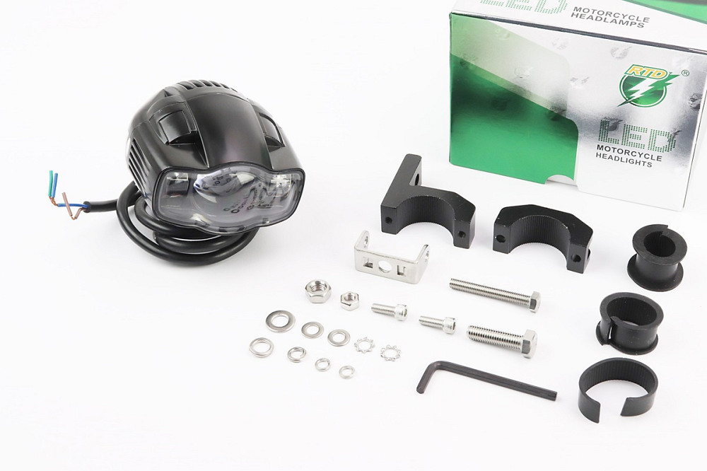 Фара додаткова світлодіодна вологозахисна - 3 LED з кріпленням, овальна 90*70мм Київ - фото 1